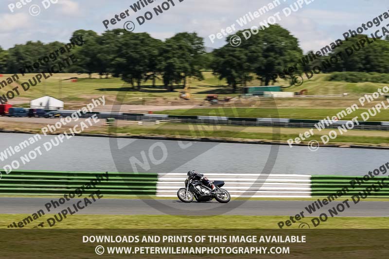 enduro digital images;event digital images;eventdigitalimages;mallory park;mallory park photographs;mallory park trackday;mallory park trackday photographs;no limits trackdays;peter wileman photography;racing digital images;trackday digital images;trackday photos